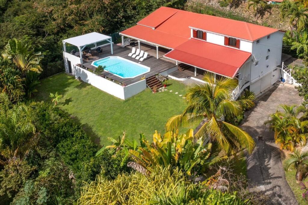 Spacieuse Villa Corossol Avec Piscine Et Jeux Exterieurs Le Gosier  Exterior photo